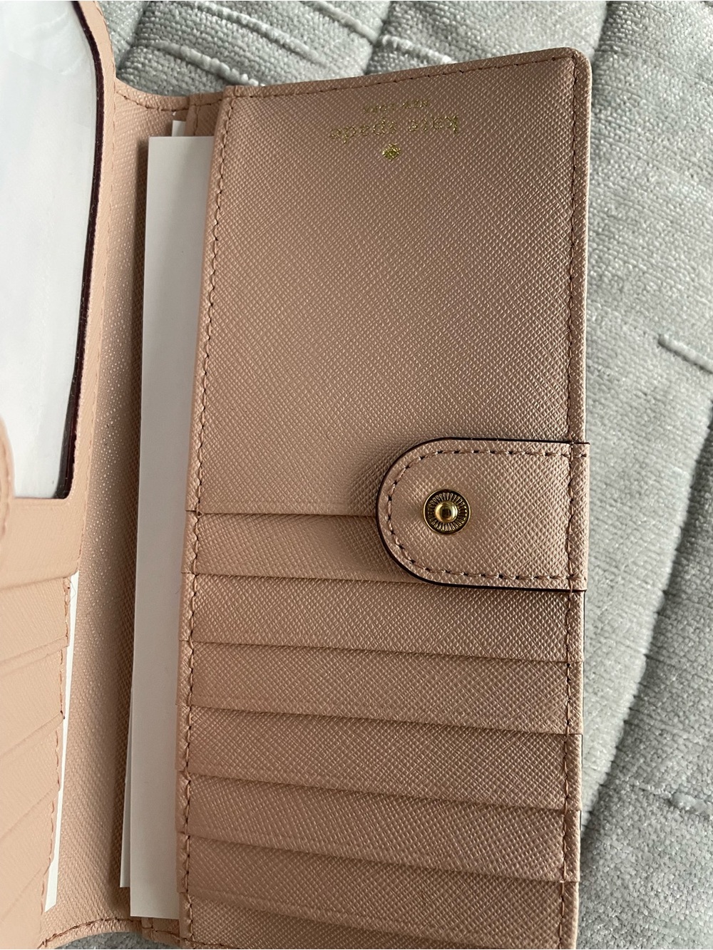 kate spade blush pink saffiano wallet with gold logo - Picture 5 of 7